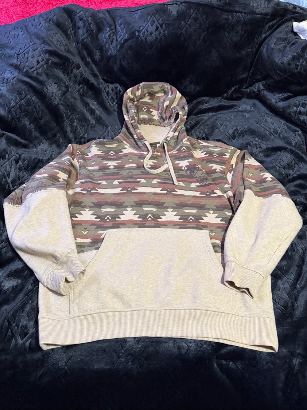 Men's ariat Aztec Pattern Hooded Sweatshirt in Beige and Olive